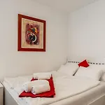 Pool Adriana Appartement *