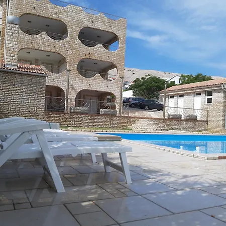 Pool Adriana * Pag Town