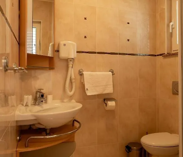 Pool Adriana * Паг