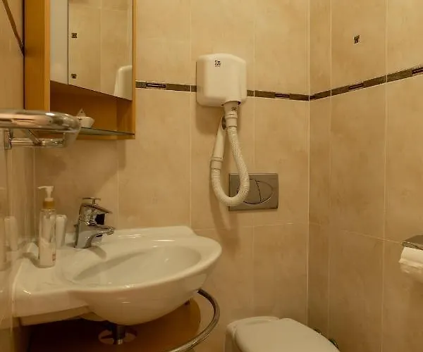 Pool Adriana Апартаменты